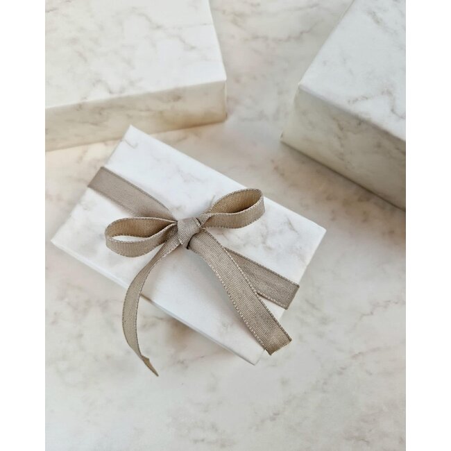 Marble Perlato giftwrapping
