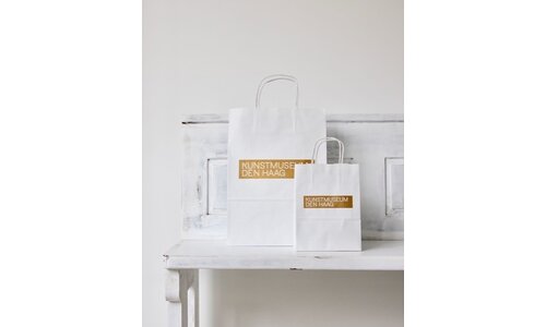 Paper carrier bags