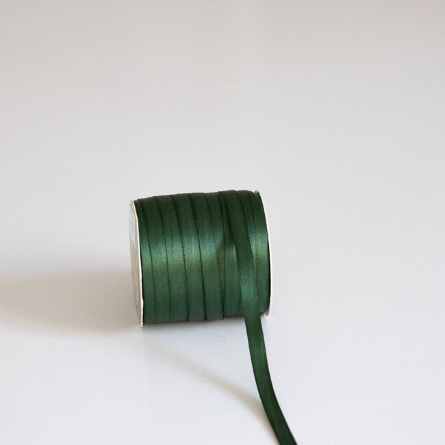 Satin-Gürtel in Grüntönen