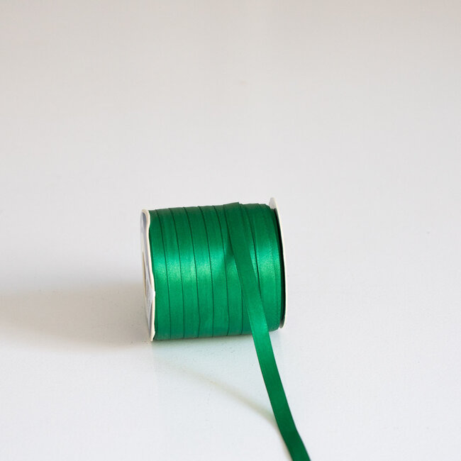 Satin-Gürtel in Grüntönen