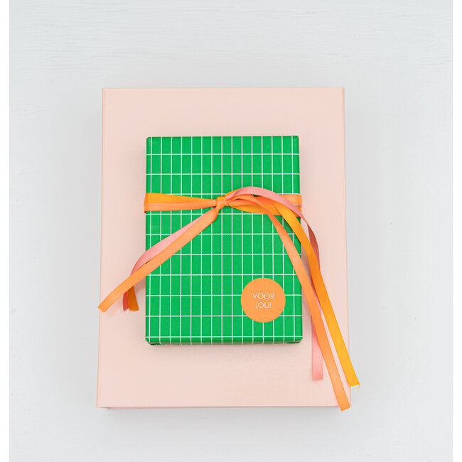Grid Green Inpakpapier – Strak en Modern Cadeaupapier