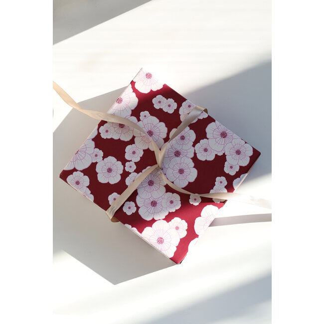Kimono-Geschenkpapier in Bordeauxrot/Rosa/Creme