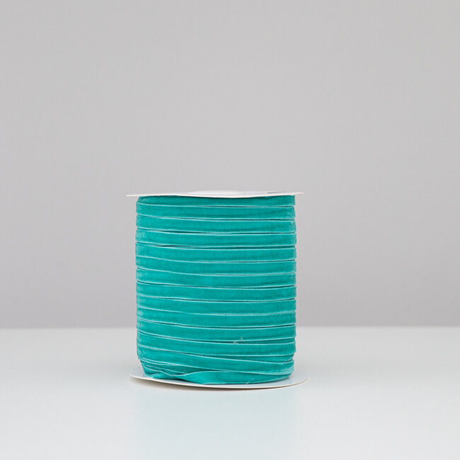 Velvet ribbon various colours