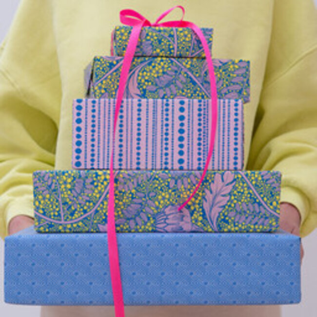 Wallpaper blue giftwrapping