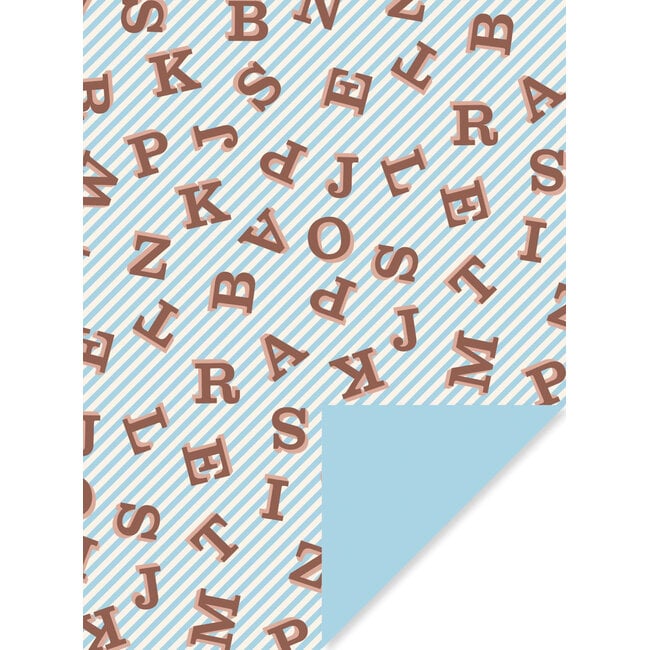Chocoladeletters lichtblauw/lichtblauw inpakpapier