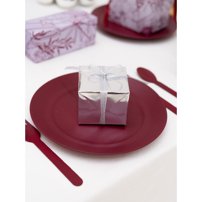 Silver metallic giftwrapping