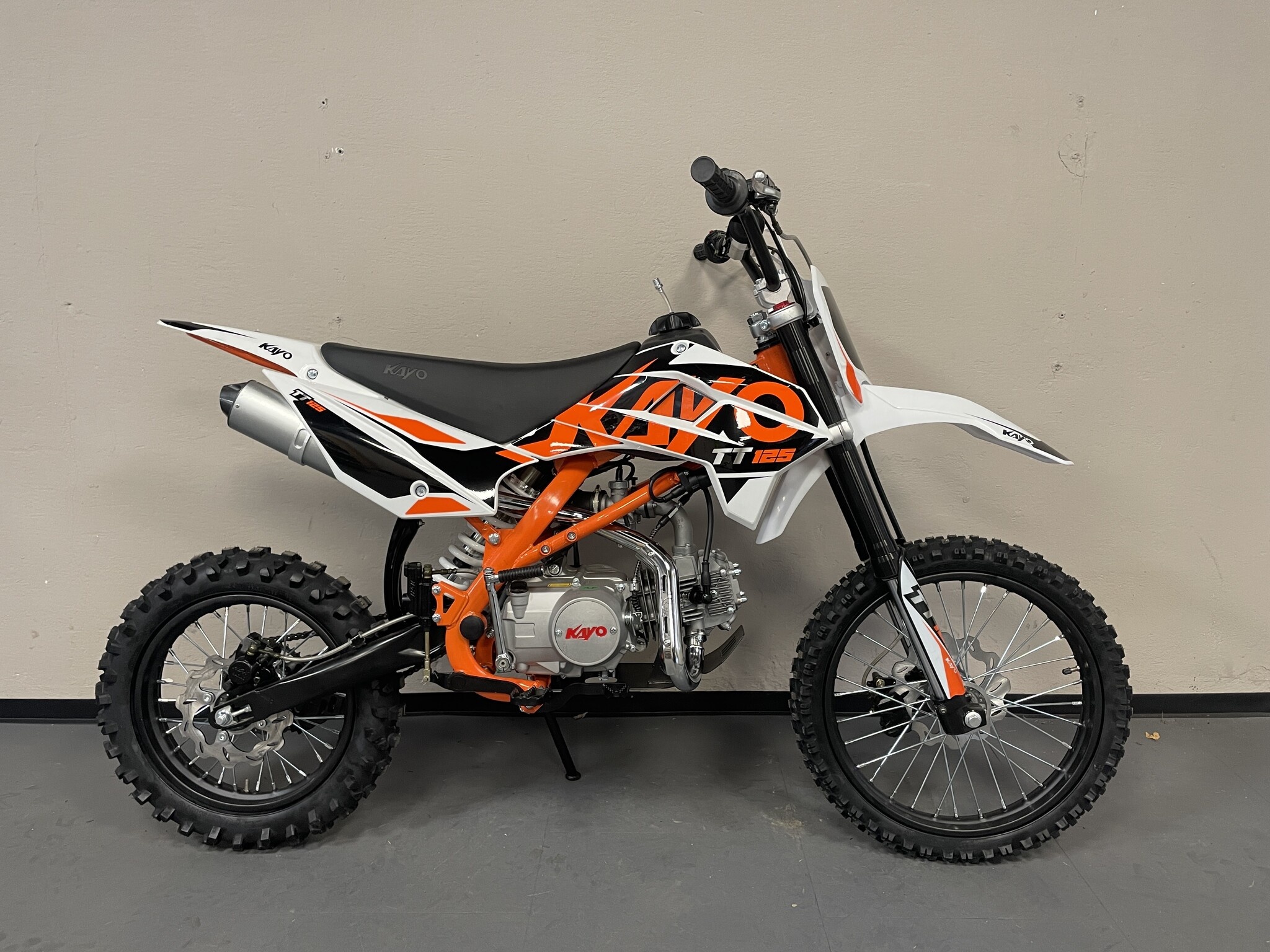 Kayo TT125 Dirtbike mit 14" 17" Räder - Schalter