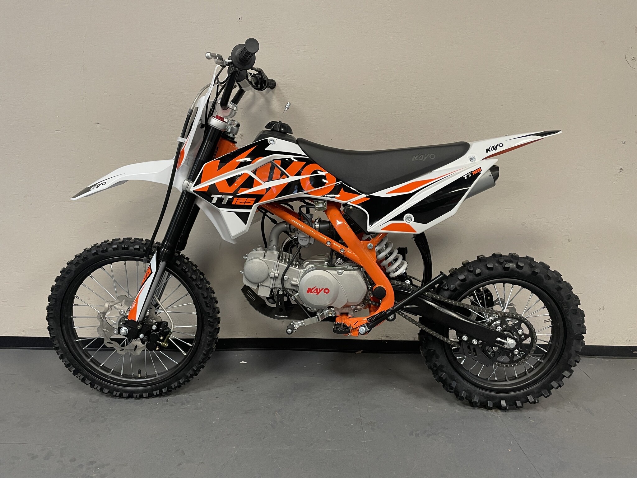Kayo TT125 Dirtbike mit 14" 17" Räder - Schalter