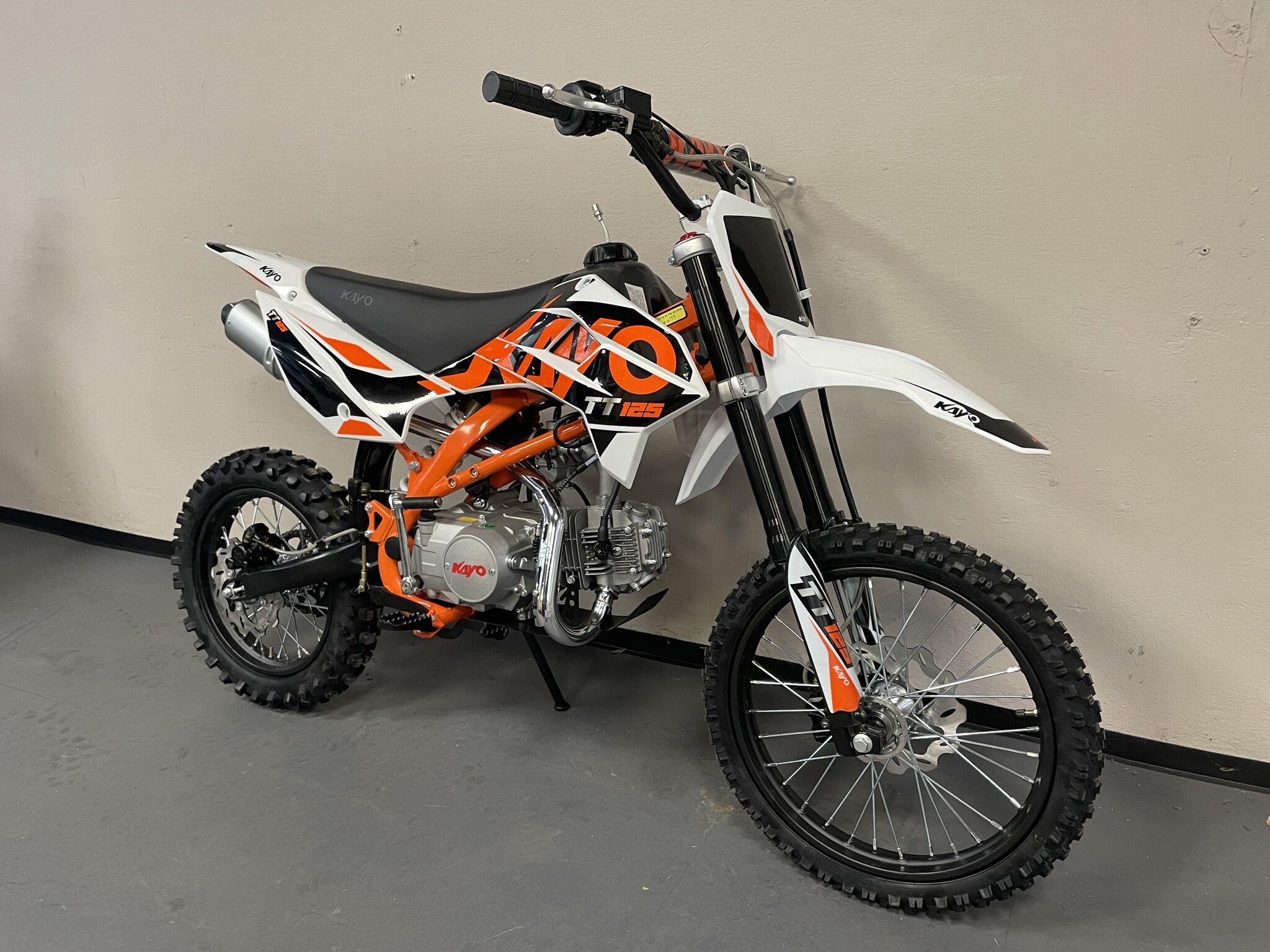 Kayo TT125 Dirtbike mit 14" 17" Räder - Schalter