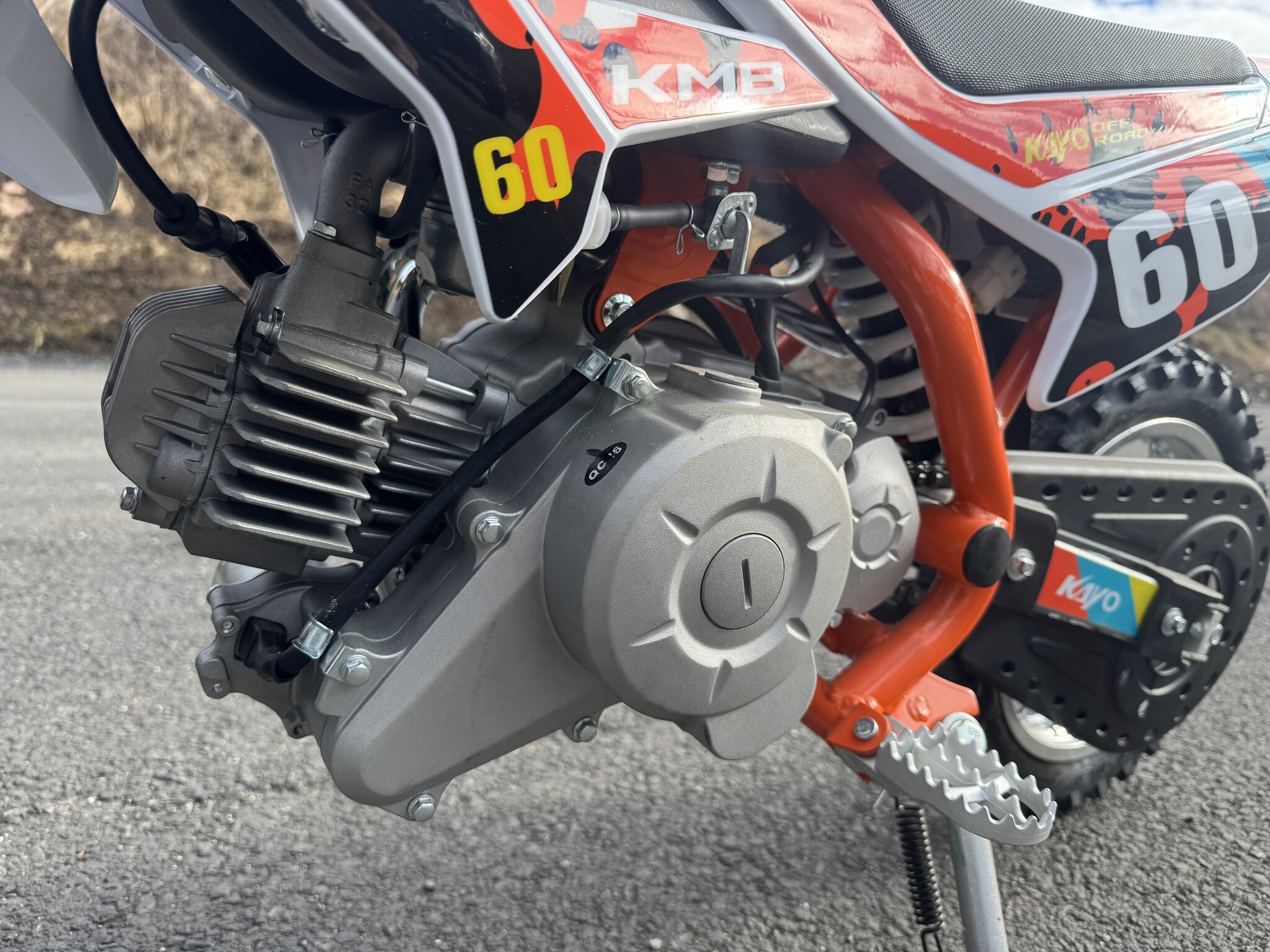 Kayo Dirtbike KMB 60 mit 10/10“ Räder Automatik und E-Start