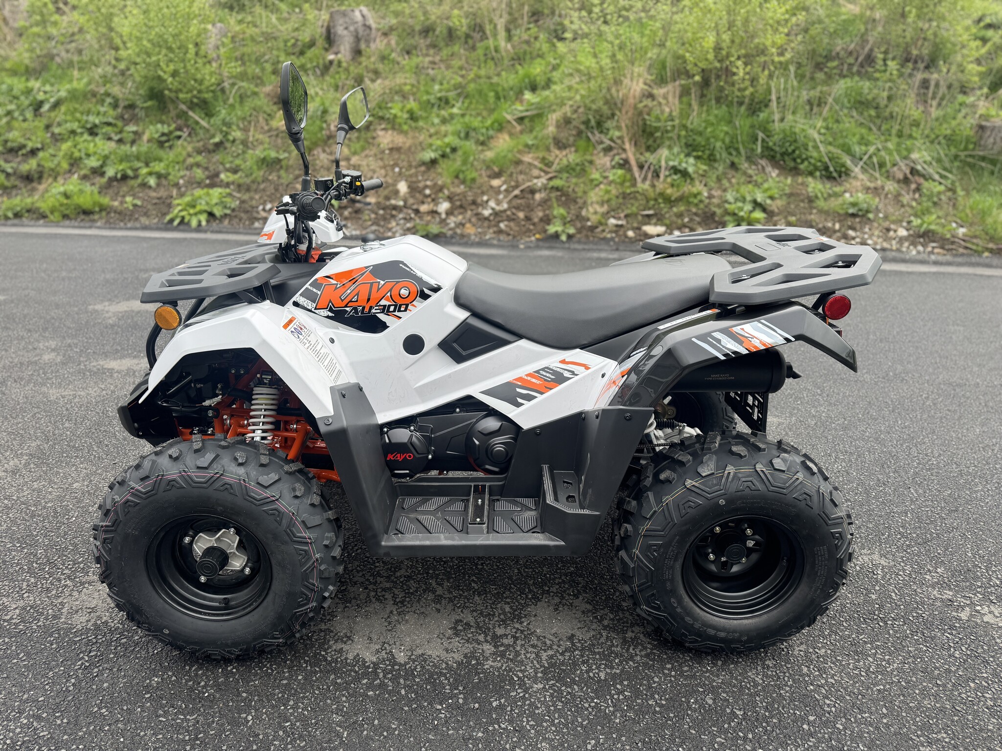 Kayo AU300 4x2 EFI Quad mit Strassenzulassung