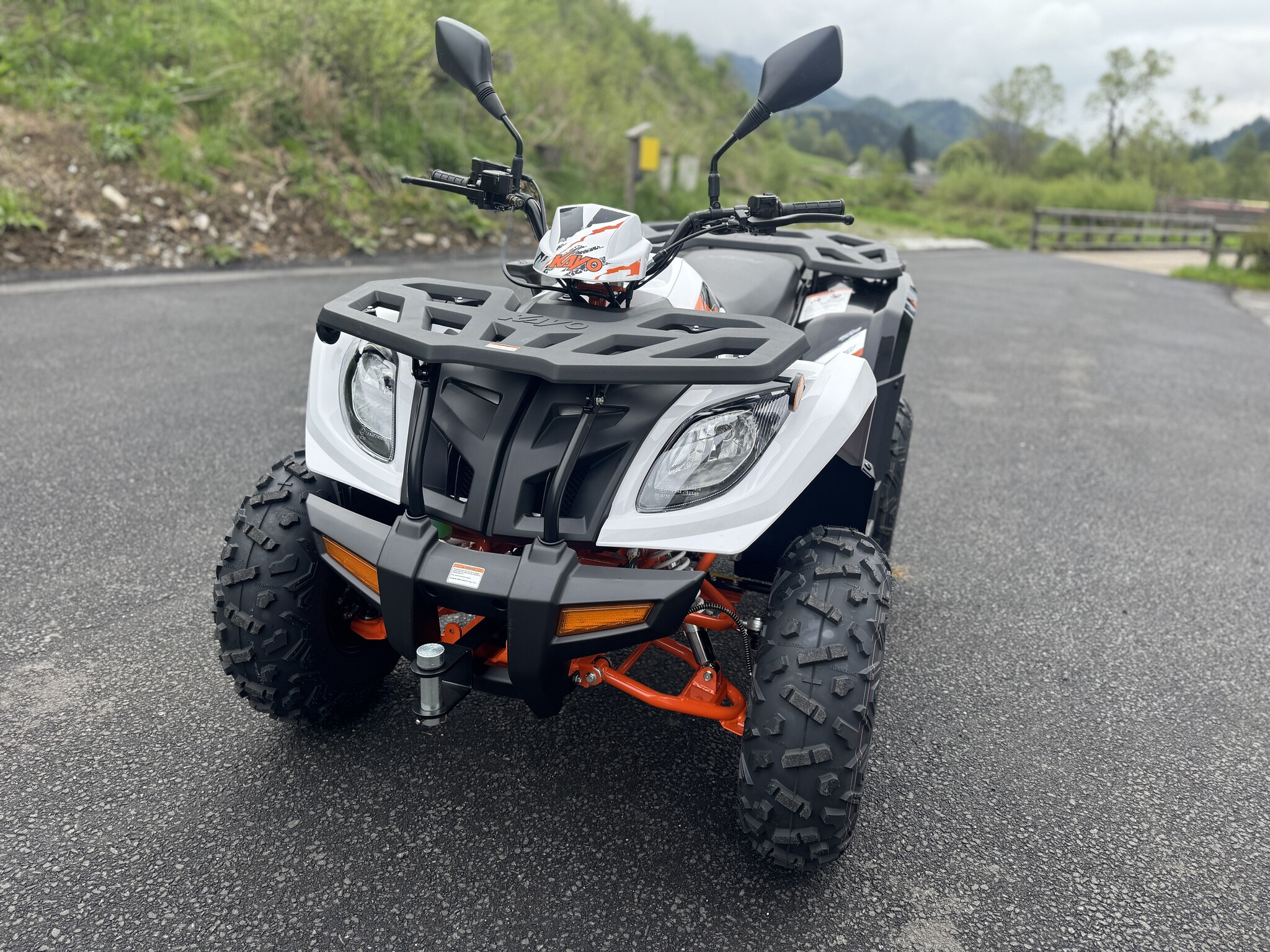 Kayo AU300 4x2 EFI Quad mit Strassenzulassung