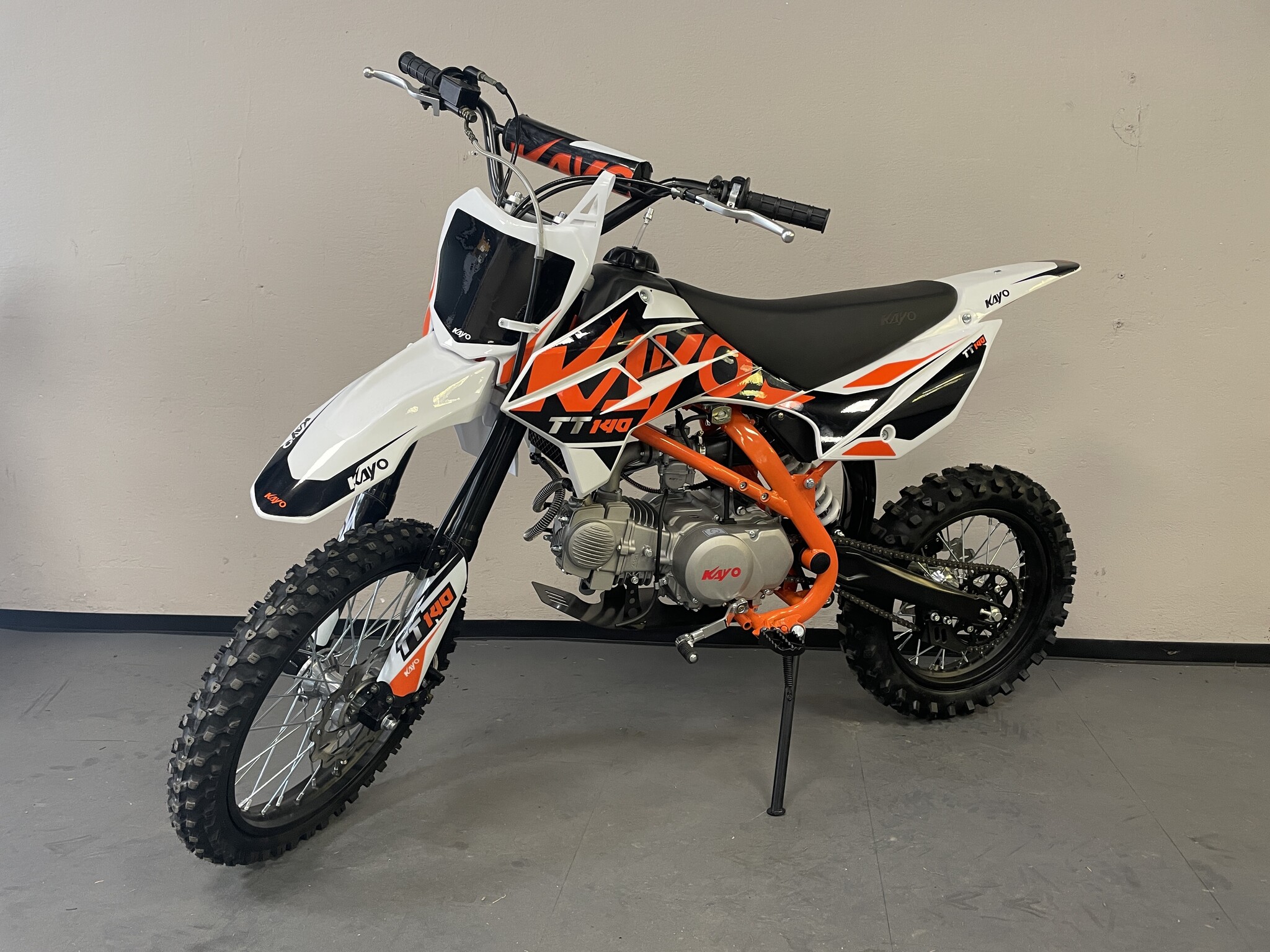 Kayo TT140 Dirtbike mit 14" 17" Räder - Schalter