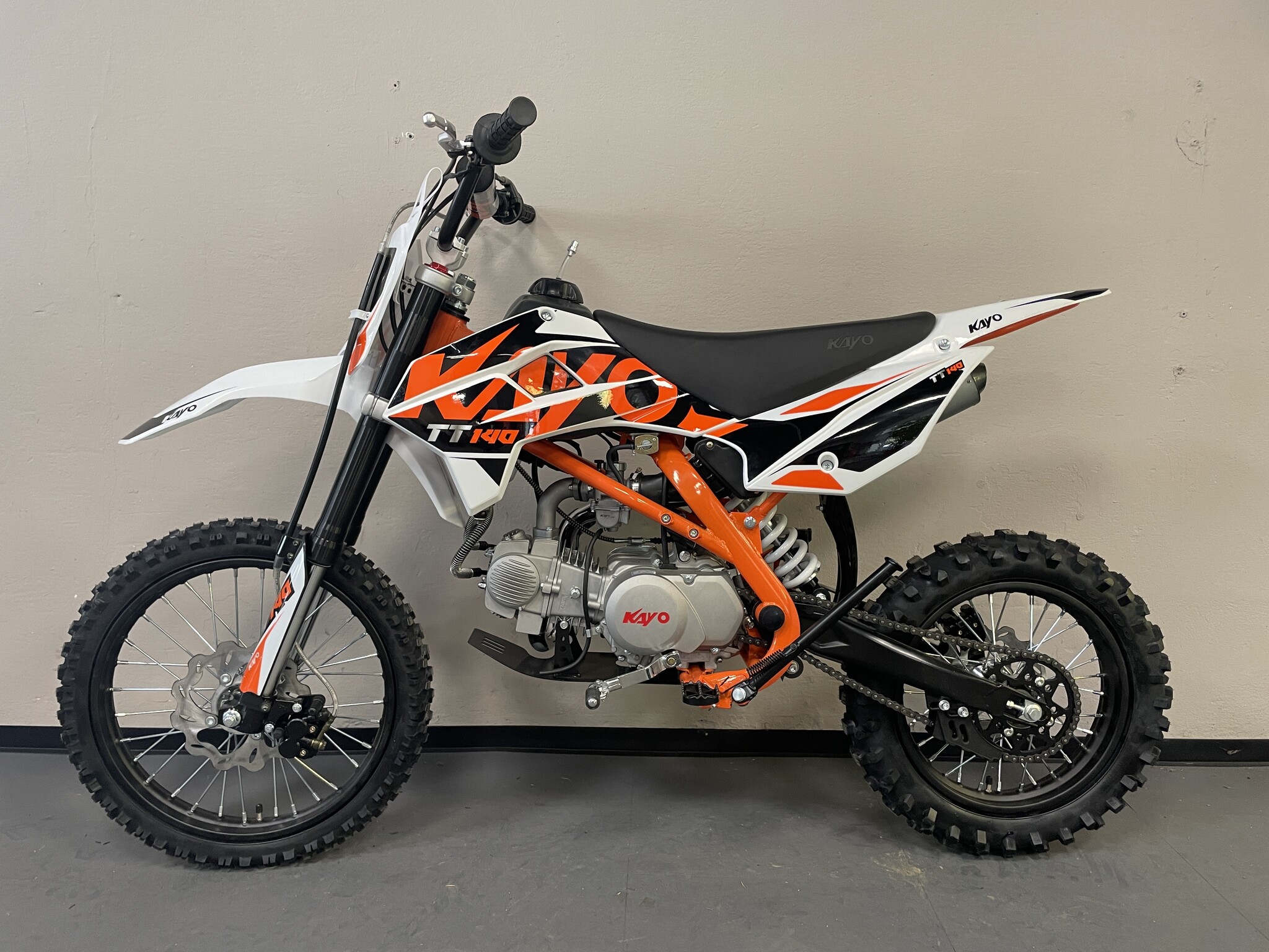 Kayo TT140 Dirtbike mit 14" 17" Räder - Schalter