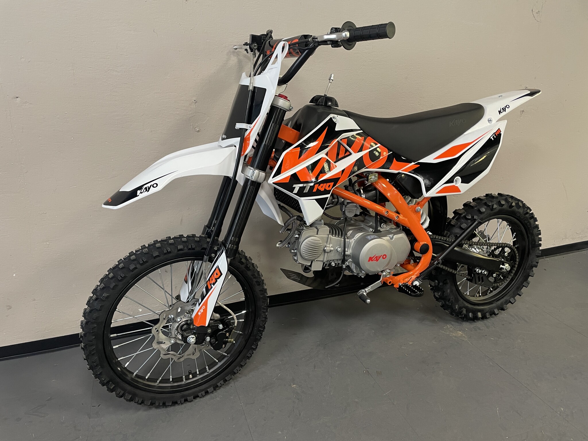 Kayo TT140 Dirtbike mit 14" 17" Räder - Schalter