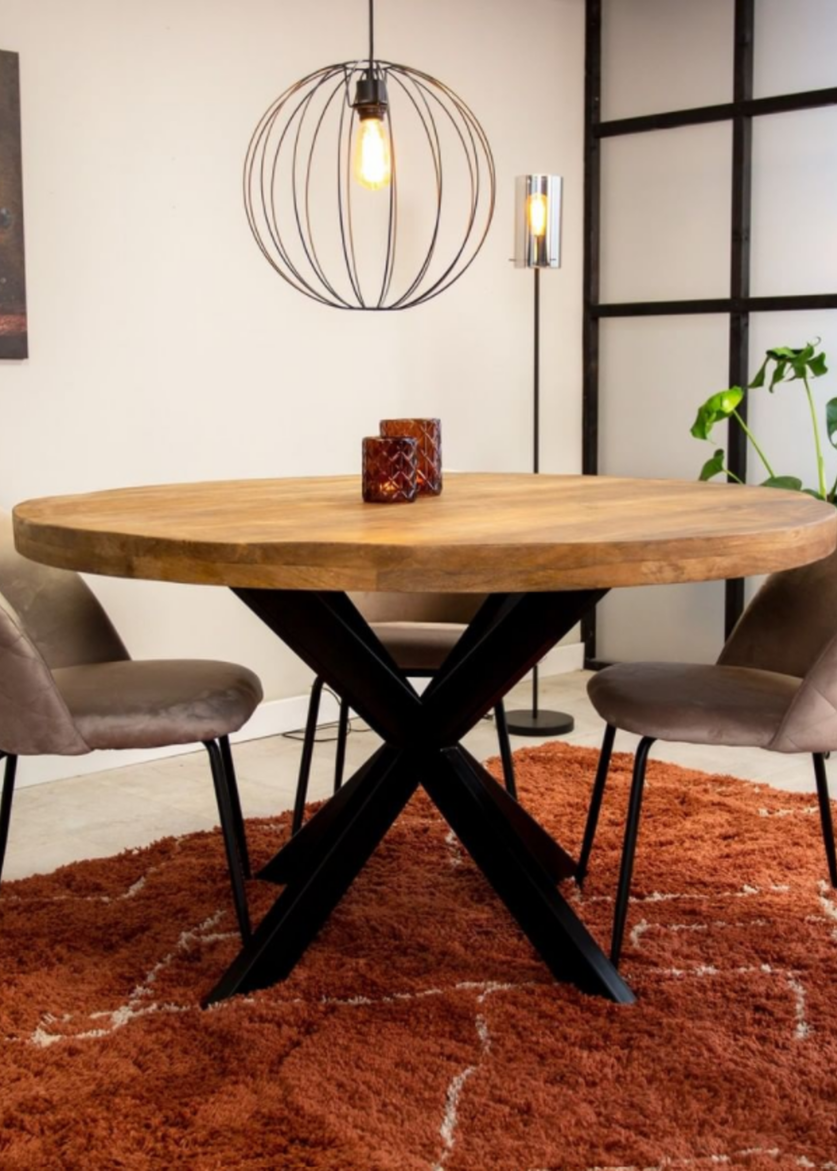 Ronde eettafel Mangohout London