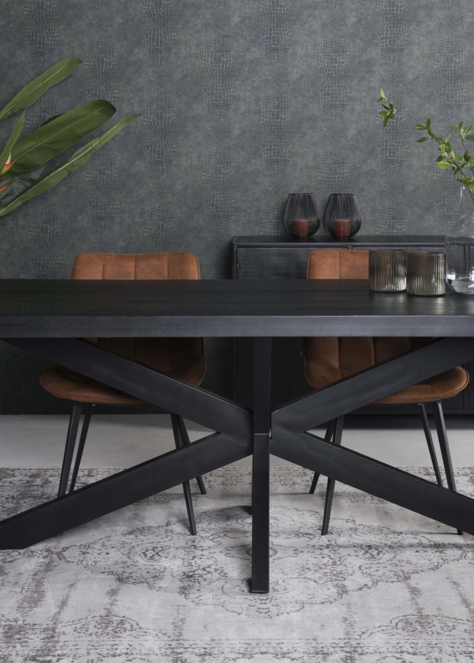 Rechthoek eettafel Mangohout zwart spinpoot  Cardiff