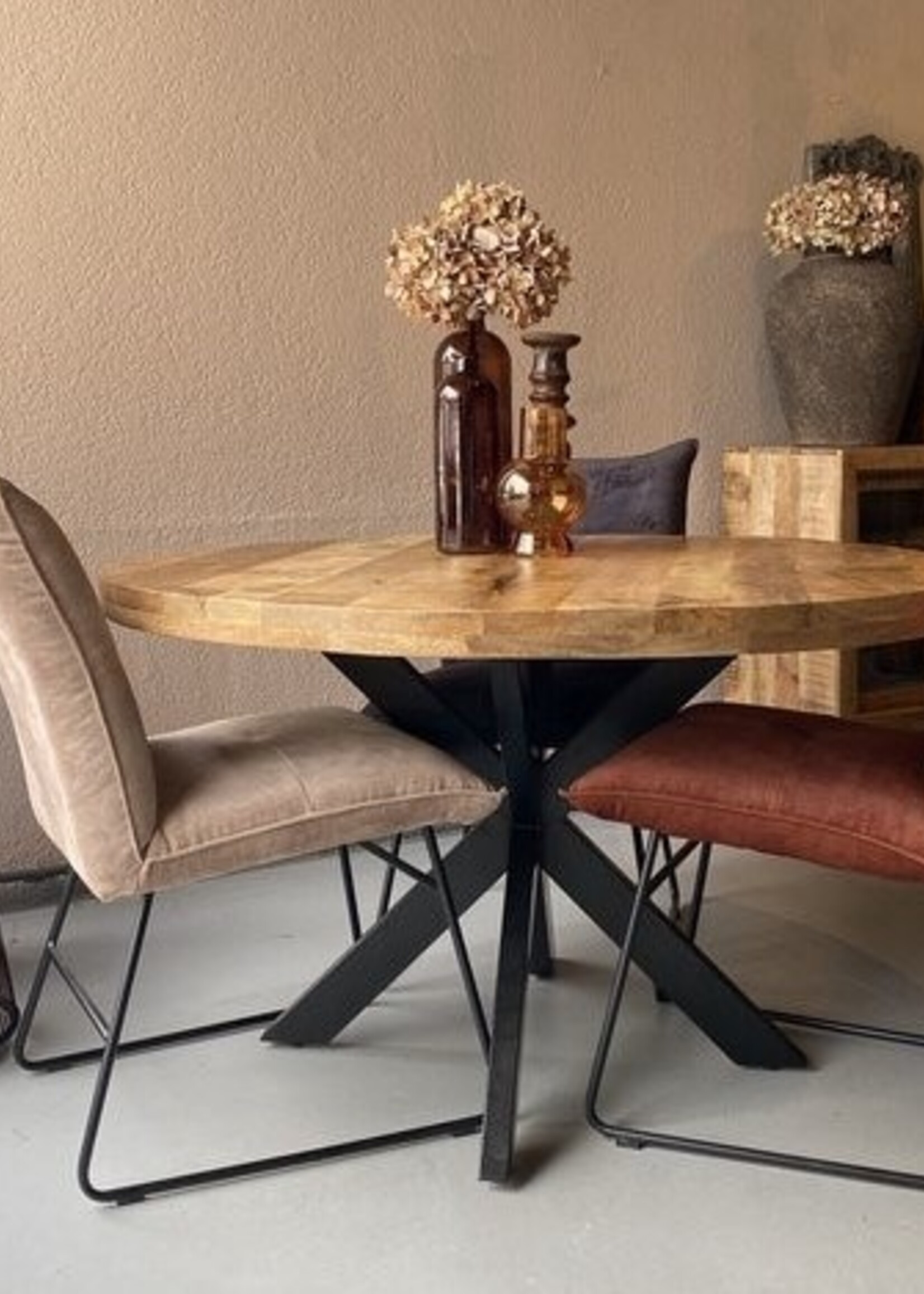 Ronde eettafel Mangohout London