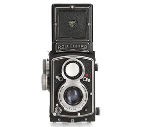 Rolleicord V 6x6 TLR Xenar 75mm f/3.5
