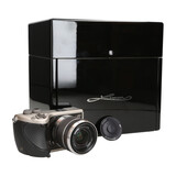 Hasselblad Lunar Black Leather + 18-55mm Hasselblad Lunar Black Leather + 18-55mm