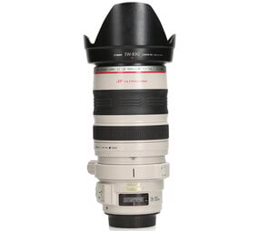 Canon EF 28-300mm F3.5-5.6 L IS USM Canon EF 28-300mm F3.5-5.6 L IS USM