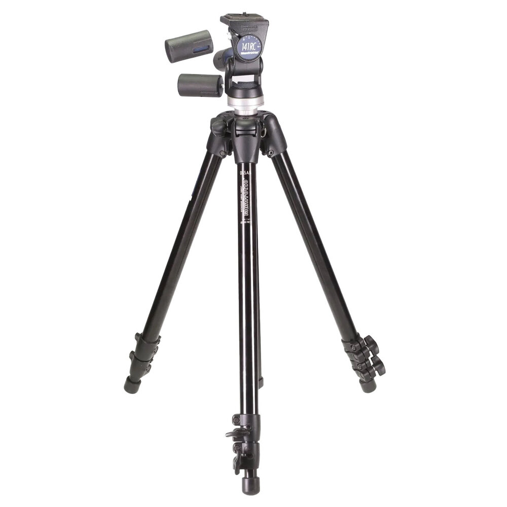 Manfrotto statief 055B met 141 RC kop Manfrotto statief 055B met 141 RC kop