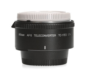 Nikon TC-17E II Teleconverter Nikon TC-17E II Teleconverter