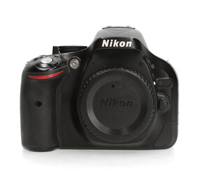 Nikon D5200