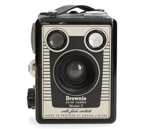 Kodak Brownie Six-20 Camera Model E