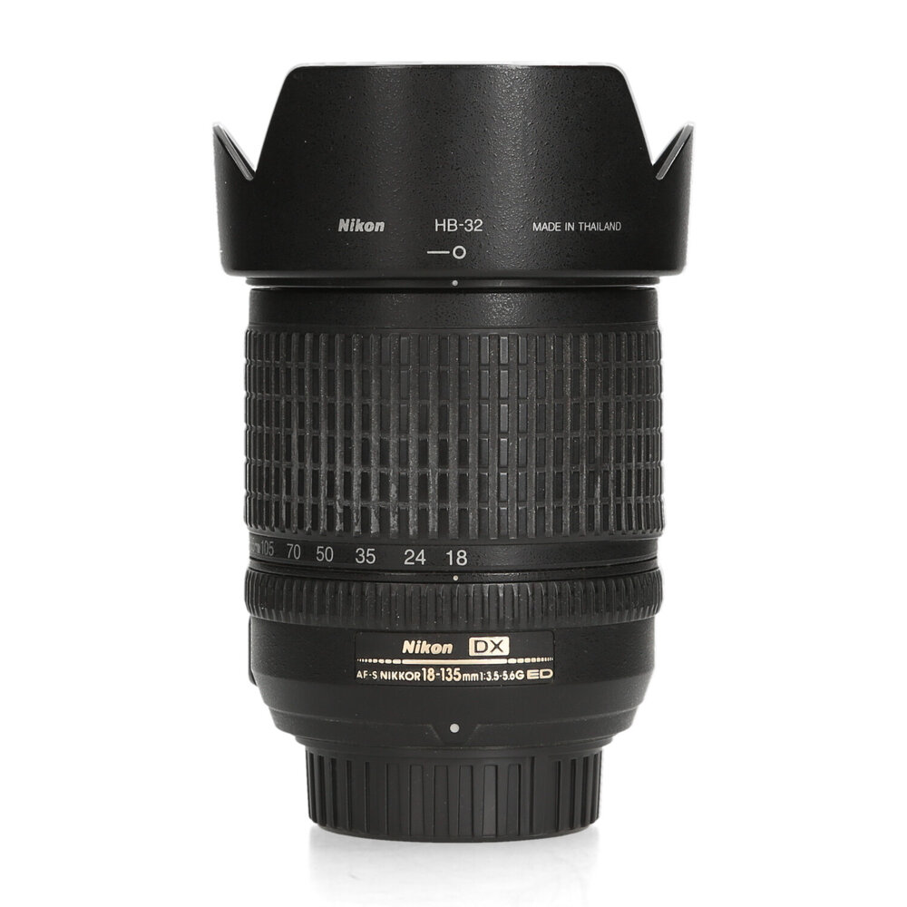 Nikon Nikon AF-S 18-135mm f/3.5-5.6 G IF-ED DX