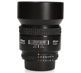 Nikon AF Nikkor 85mm 1.8D Nikon AF Nikkor 85mm 1.8D