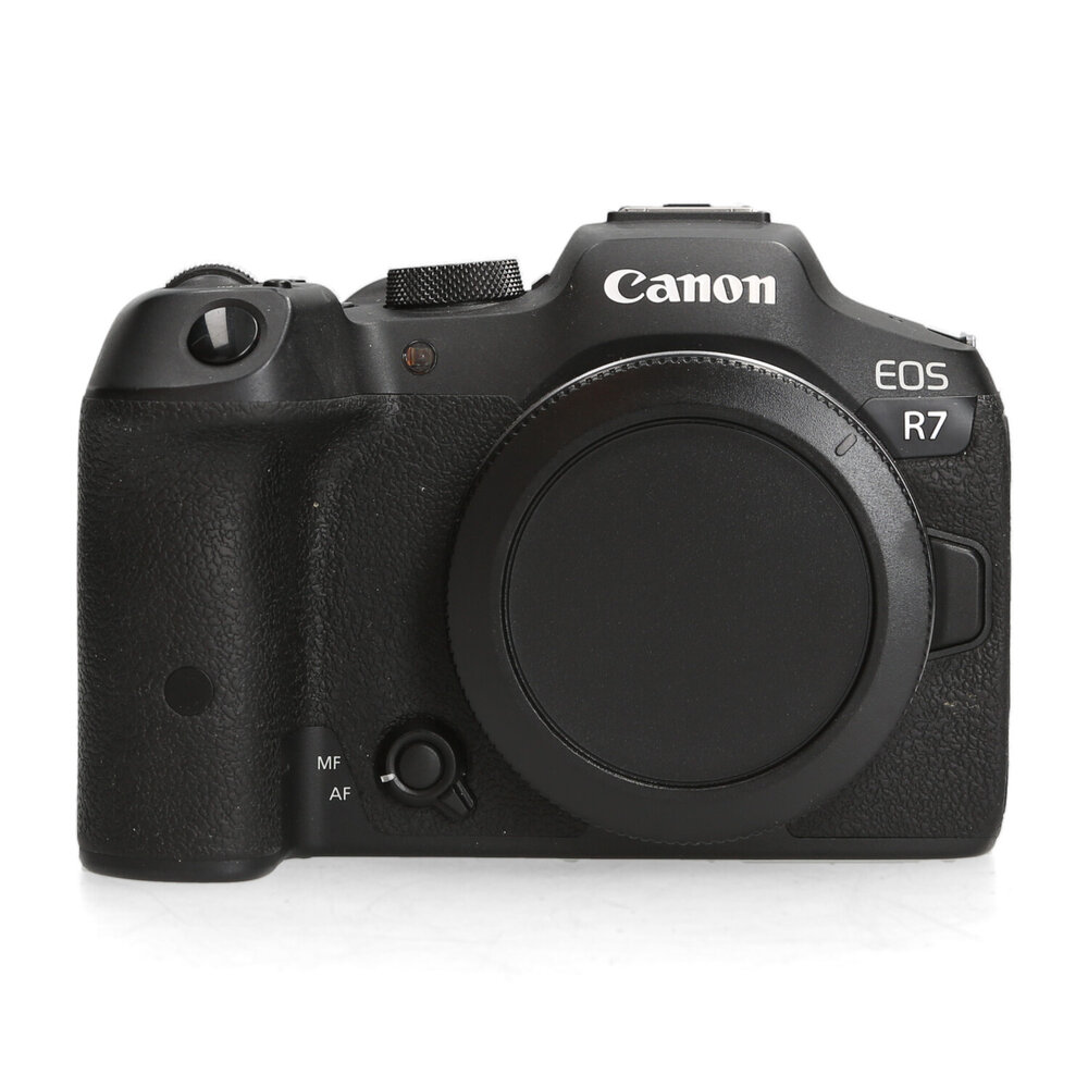 Canon R7 Canon R7