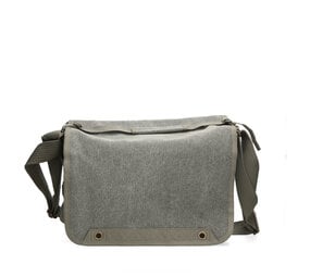 Think Tank Retrospective 30 V2 Think Tank Retrospective 30 V2