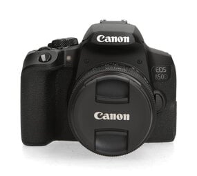 Canon EOS 850D
