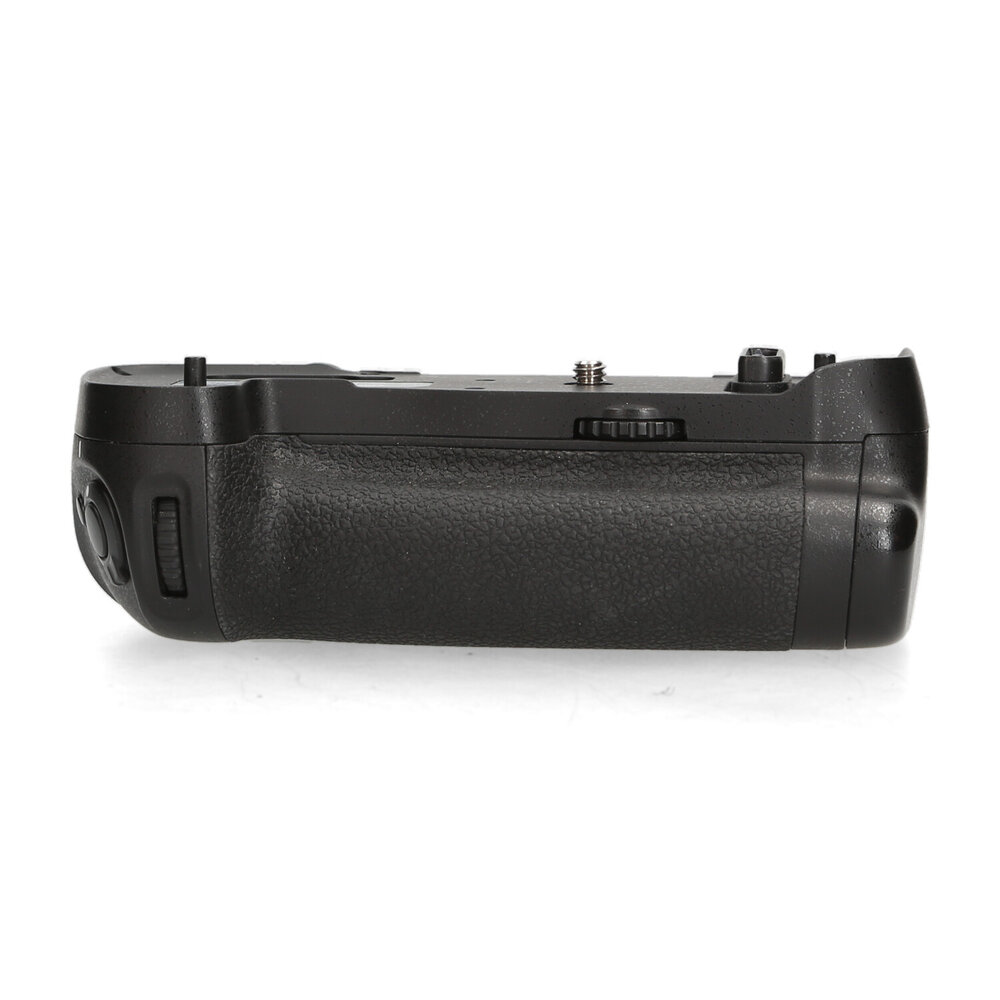 Nikon Nikon MB-D17 Battery Grip