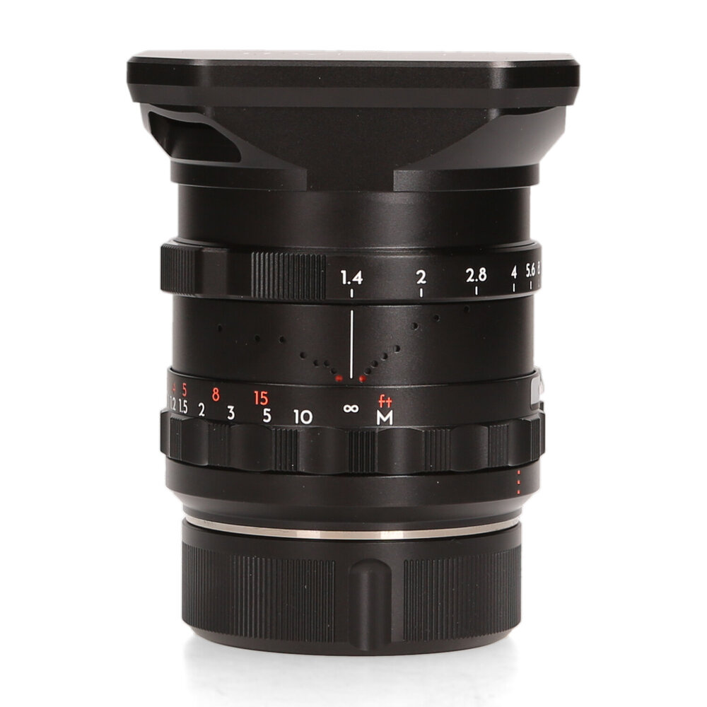 Thypoch Simera 28mm f/1.4 - Leica M