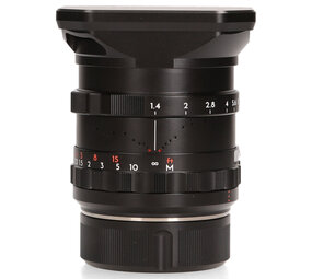 Thypoch Simera 28mm f/1.4 - Leica M