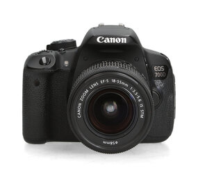 Canon 700D