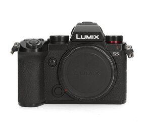 Panasonic Panasonic Lumix DC-S5