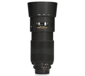 Nikon ED AF NIKKOR 80-200mm 1:2.8 lens