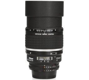 Nikon Nikon AF 135mm F2.0 D DC