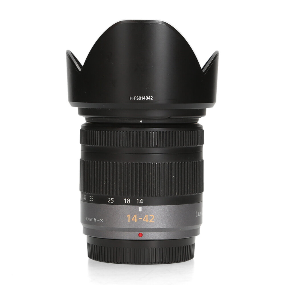 Panasonic Panasonic Lumix G Vario 14-42mm F3.5-5.6 ASPH Mega O.I.S.