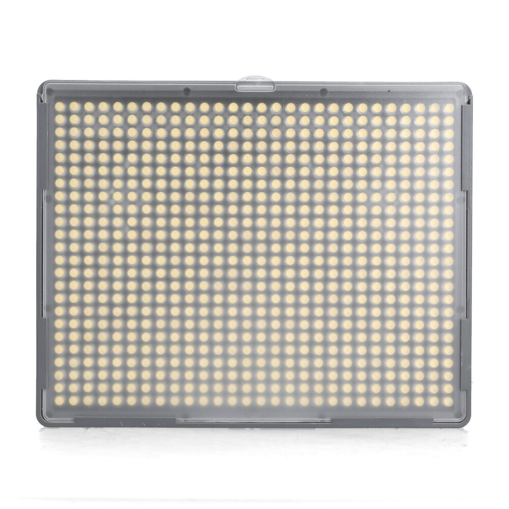 Aputure LED Light Amaran HR672S Aputure LED Light Amaran HR672S