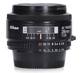 Nikon Nikon AF 28mm f/2.8