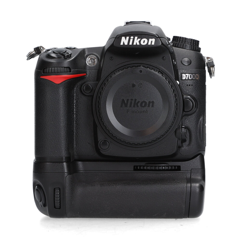 Nikon Nikon D7000