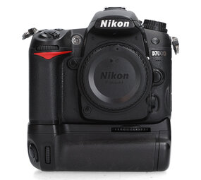 Nikon Nikon D7000