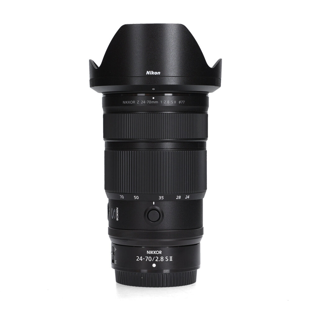 Nikon Z 24-70mm f/2.8 S II Nikon Z 24-70mm f/2.8 S II