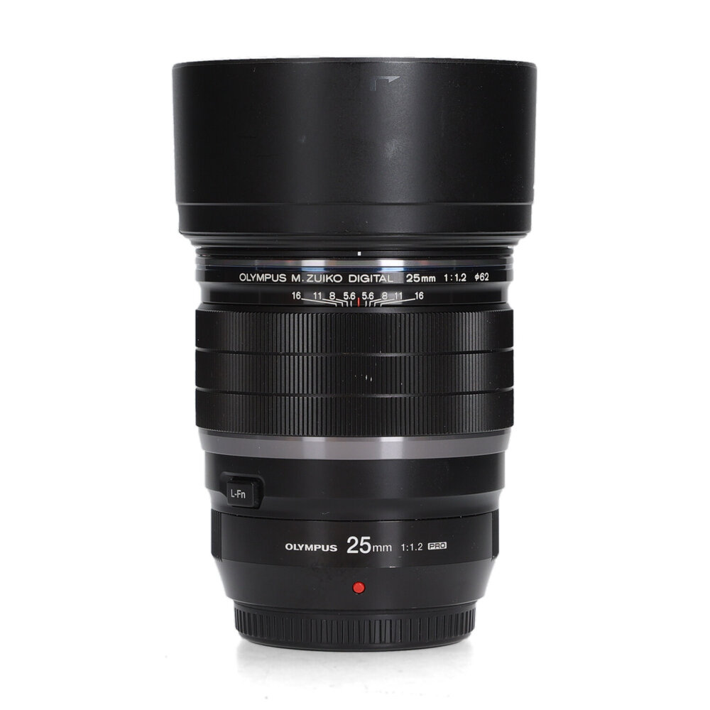 Olympus Olympus 25mm f/1.2 PRO M.Zuiko Digital ED
