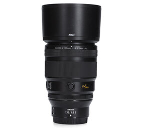 Nikon Z 135mm f/1.8 S Plena