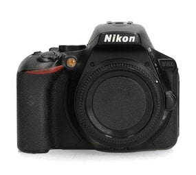 Nikon Nikon D5600 Nikon Nikon D5600
